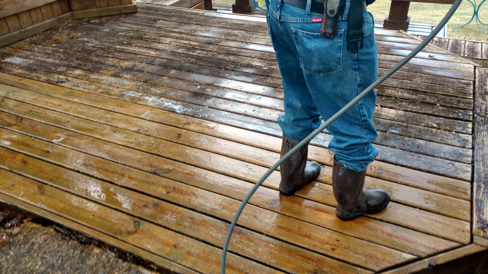 Best Deck Restoration In Lake McQueeney, TX